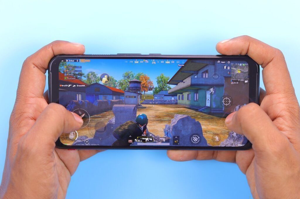 Investigating the Universe of Indie Mobile Games: Original Experiences and Innovative Designs