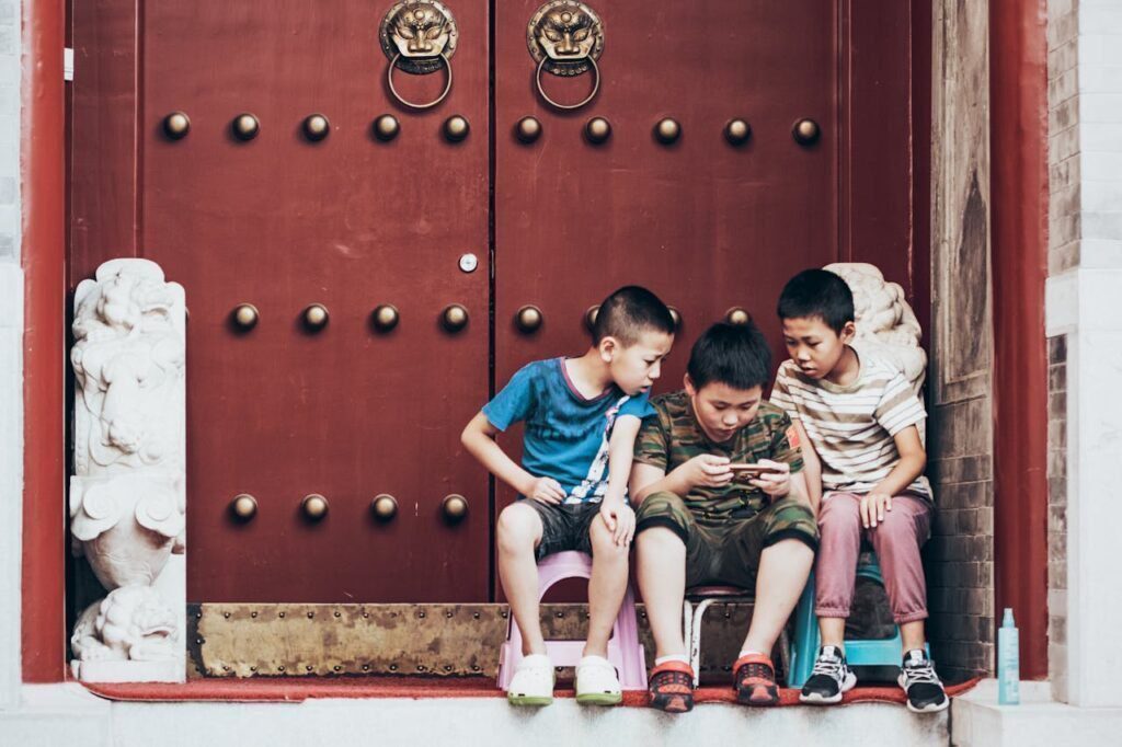 From Basic Taps to Complex Strategy: The Evolution of Mobile Games